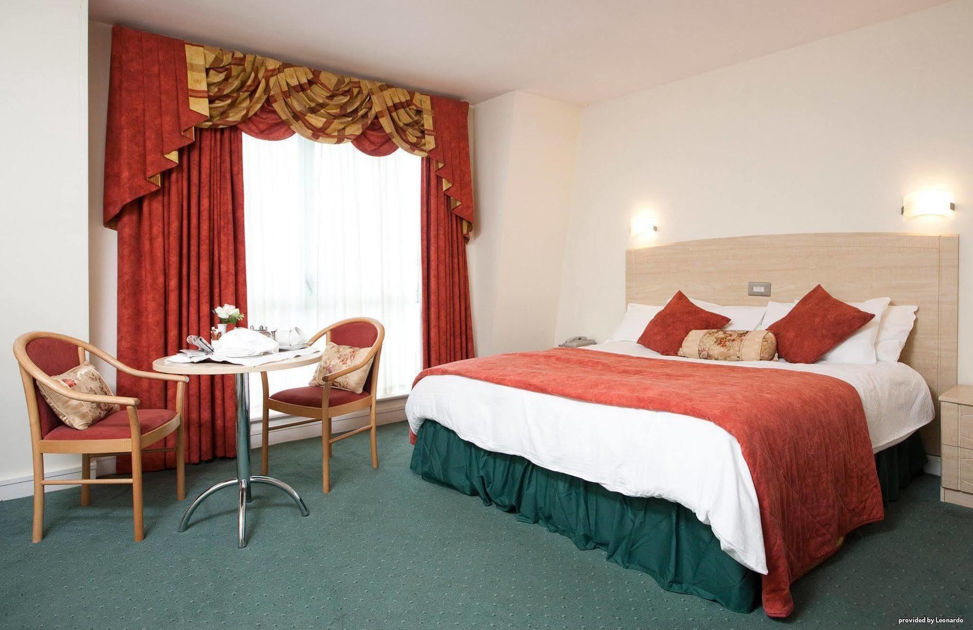 Pery'S Hotel Limerick Junction Værelse billede